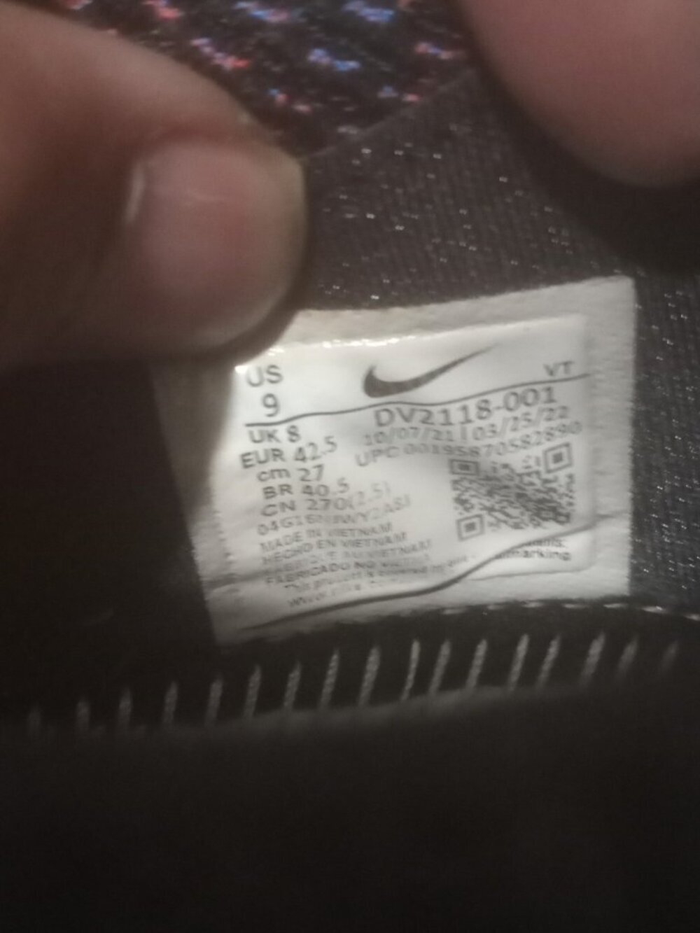 Nike Air VaporMax 2021 Flyknit Black University Gold DV2118-001 Mens Size 9 - Picture 2 of 12